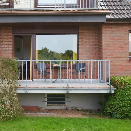 Apartment Bullauge *